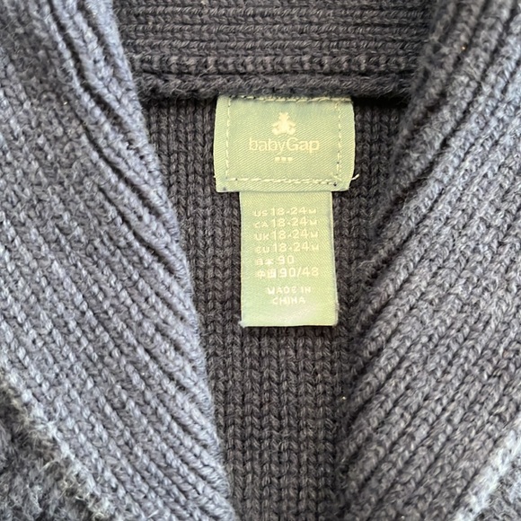 Baby Gap toddler navy cable knit cardigan with buttons 18-24m - Picture 7 of 8